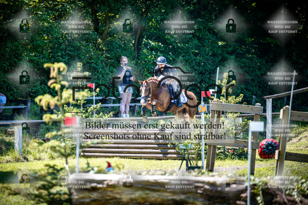 2026-05 - Melle Oldendorf-1-0051 | Entdecke hochwertige Reitturnierfotos von Foto Oger. Professionell, emotional und authentisch – jetzt Lieblingsmomente im Shop bestellen.Deutschlandweite Turnierfotografie. - Realisiert mit Pictrs.com
