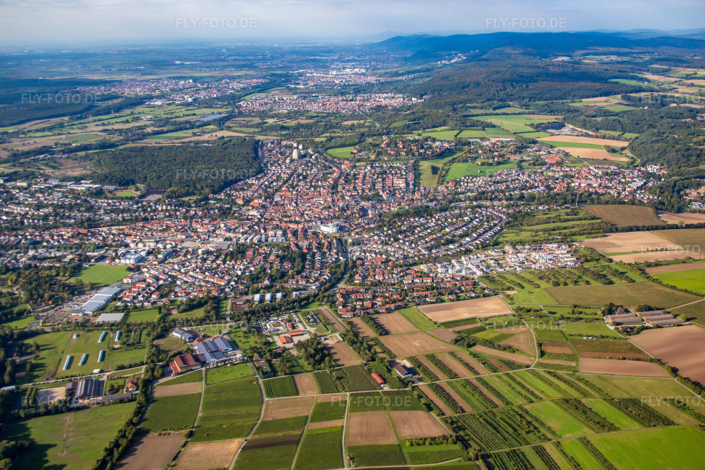 Luftbild: Ortsansicht von Süden in Wiesloch im Bundesland Baden-Württemberg in Deutschland. Foto: IMG_073543.jpg vom 26.09.2014 durch Werner Riehm/FLY-FOTO.de