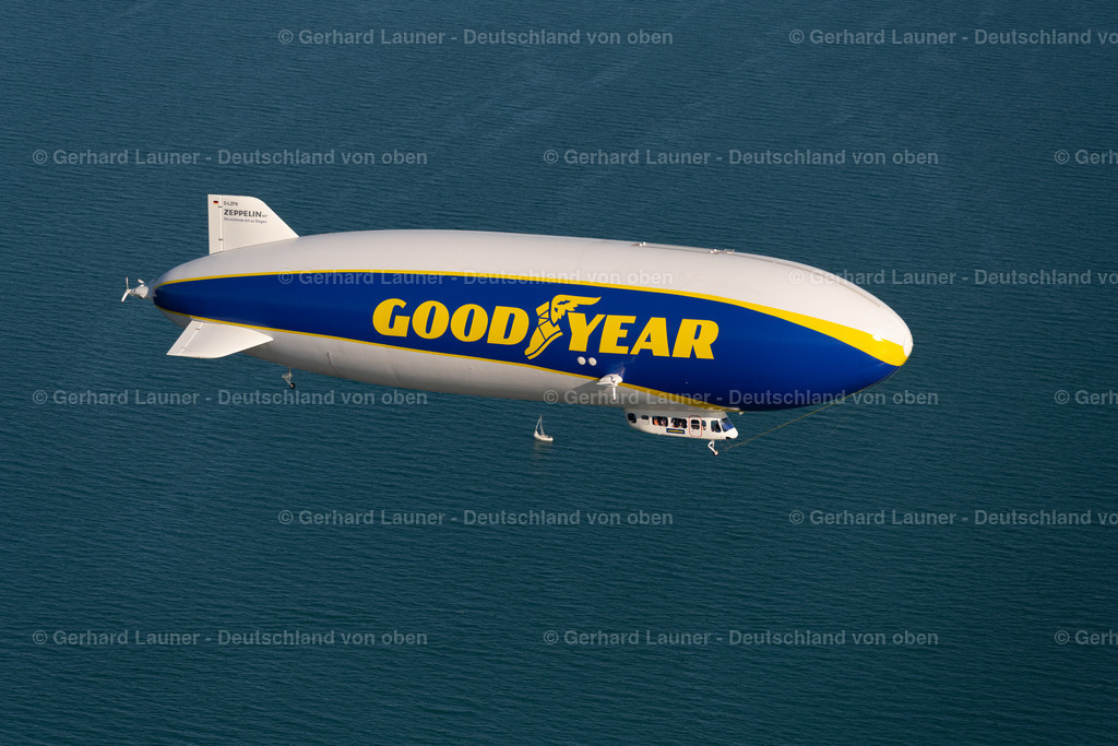 4032667 | FRIEDRICHSHAFEN 12.06.2020 Luftschiff Zeppelin NT N07 mit der Kennung D-LZFN der Deutsche Zeppelin Reederei im Fluge über dem Luftraum in Friedrichshafen im Bundesland Baden-Württemberg, Deutschland. Weiterführende Informationen bei: ZLT Zeppelin Luftschifftechnik GmbH &amp; Co KG Deutsche Zeppelin-Reederei GmbH. // Airship Zeppelin NT N07 with the identification D-LZFN of the Deutsche Zeppelin Reederei in flight over the airspace in Friedrichshafen in the state Baden-Wuerttemberg, Germany. Further information at: ZLT Zeppelin Luftschifftechnik GmbH &amp; Co KG Deutsche Zeppelin-Reederei GmbH. Foto: Gerhard Launer