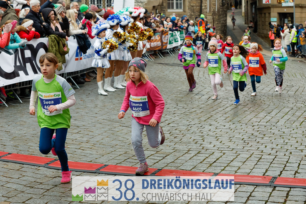 400m AOK Junior Cup | 3 Koenigslauf 2024 400m AOK Junior Cup - Realisiert mit Pictrs.com