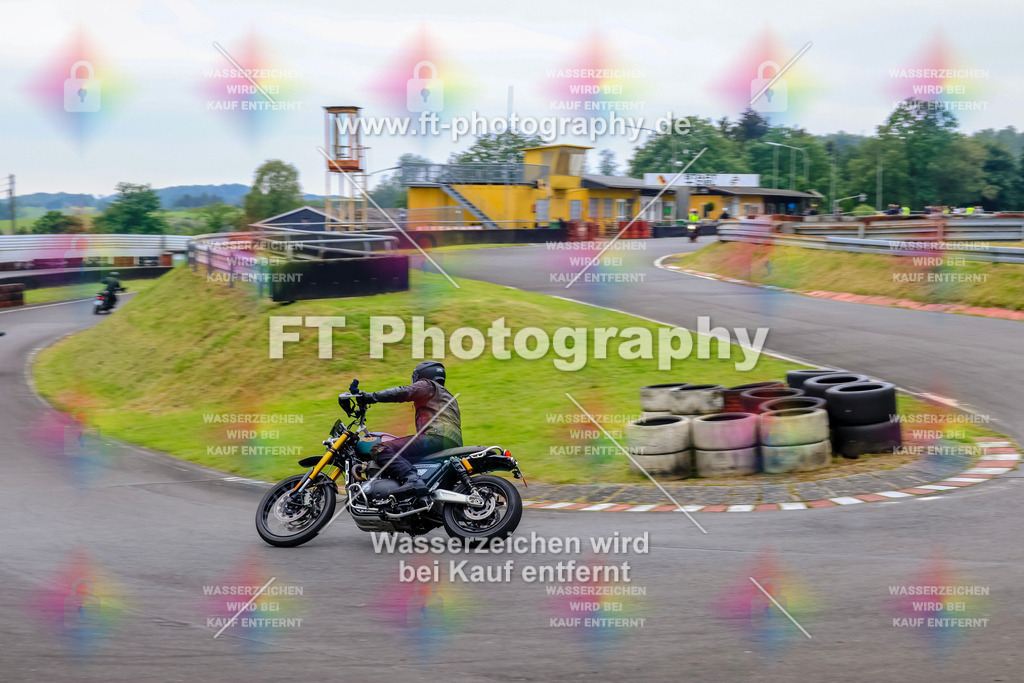 OBK-5852 | Hier findet Ihr Bilder von Touristenfahrten auf der Nürburgring Nordschleife oder von anderen Veranstaltungen die ich besucht habe. Viel Spass beim Durch Schauen 