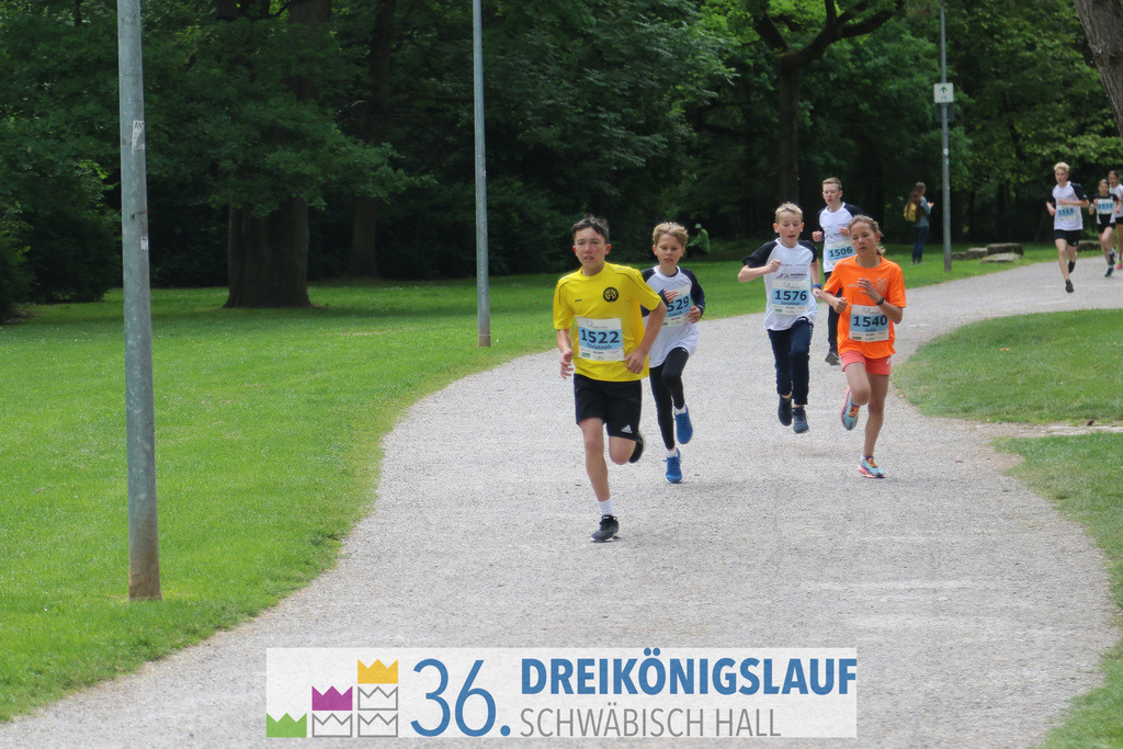 Stadtwerke Schüler und Jugendlauf 1,7km | 3koenigslauf 2022 Stadtwerke Schüler und Jugenlauf 1,7km - Realisiert mit Pictrs.com