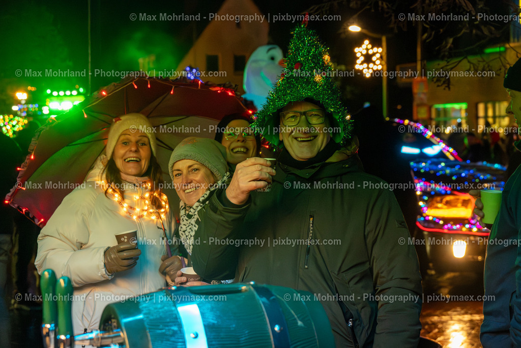 Lichterfahrt-Barsntorf_061225-MM_8735-0042 | Max Mohrland - Photography - Realisiert mit Pictrs.com