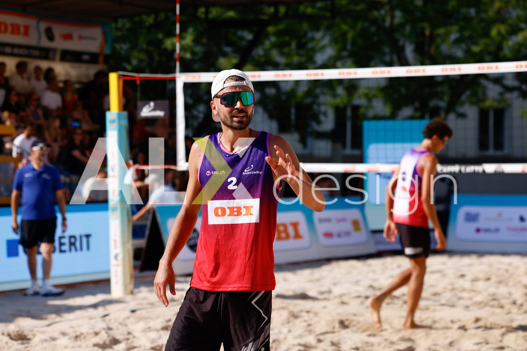 Obi BeachTour 2026 - Basel | BASEL, SWITZERLAND - JULY 17: TINKO SCHNEGG (SUI) during the Obi BeachTour 2026 match between LEITNER / KINDL (AUT) and MASSEREY / SCHNEGG (SUI) at Barfüsserplatz on July 17, 2026 in Basel, Switzerland. - Realisiert mit Pictrs.com