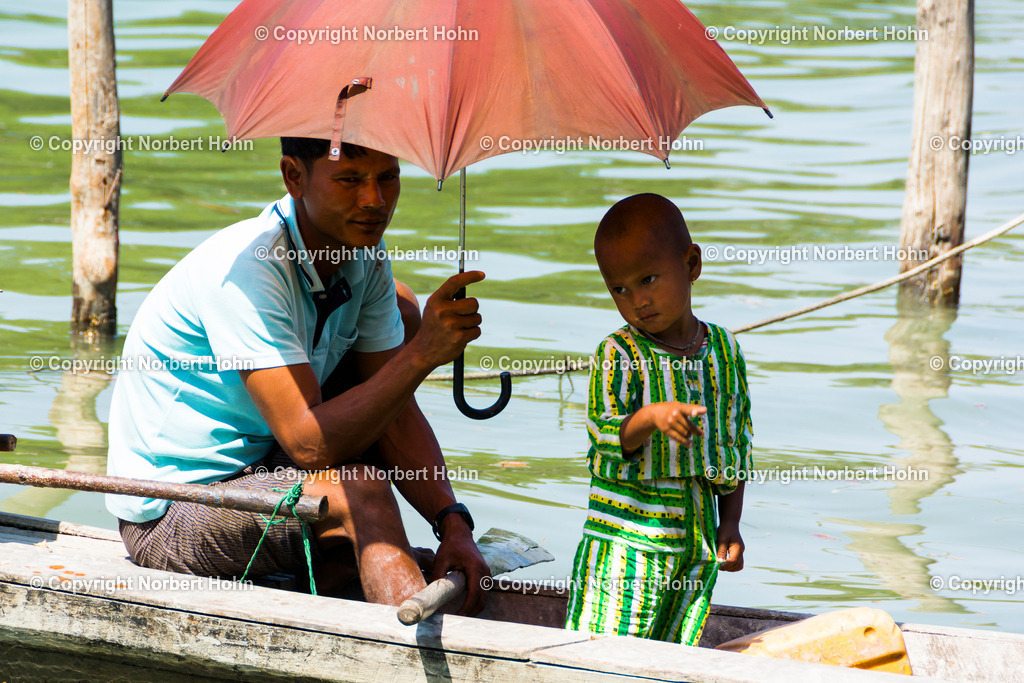 Reisefotografie - Myanmar - Das Land der weißen Elefanten | Papa mit seinem Sohn im Land der tausend Pagoden - Realisiert mit Pictrs.com