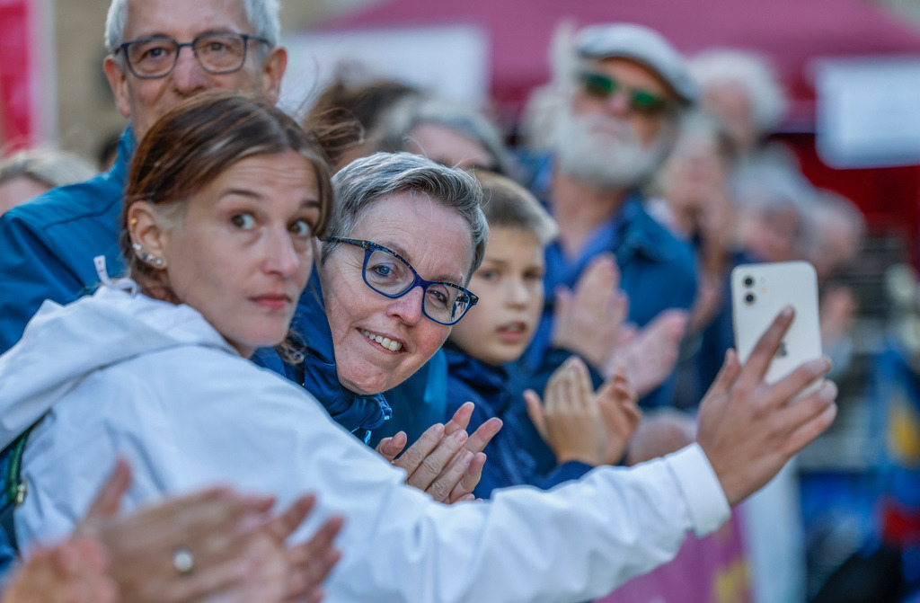 top-top.de 240913-166 | Foto, Video, Fotografie, Videografie, Fotobox, DJ, Discjockey, Musik, Musikbox, Veranstaltung, Photobooth, Amazon, Ebay, Buchtipp, Bestseller, Autor, Verlag, Buch, Wesel, Hamminkeln, NRW, Dinslaken, Rees, Drohne, Hochzeit, Party, Fotobox, Wesel, Fotograf