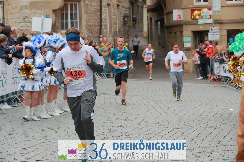 VR Bank Hauptlauf 10km | 3königslauf 2022 VR Bank Hauptlauf - Realisiert mit Pictrs.com