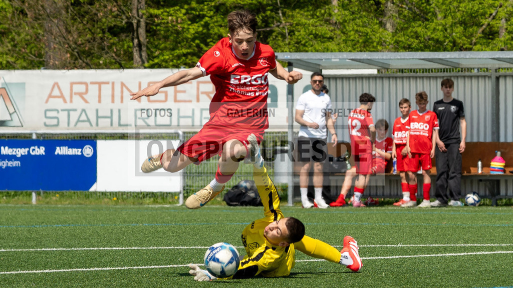 _OMG2611 | www.omgpictures.de, Sportfotograf, Verein, Fotograf, Baden Württemberg, Stuttgart, Heilbronn, omgpictures, Spieltag,  - Realisiert mit Pictrs.com