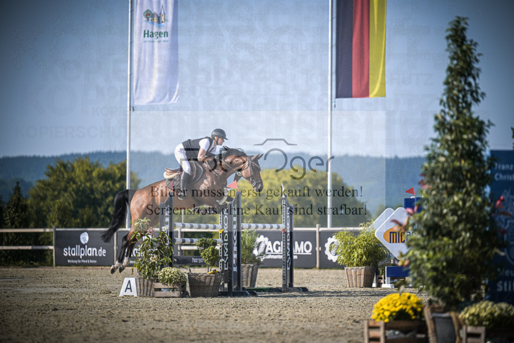DOS_0290 | Entdecke hochwertige Reitturnierfotos von Foto Oger. Professionell, emotional und authentisch – jetzt Lieblingsmomente im Shop bestellen.Deutschlandweite Turnierfotografie. - Realisiert mit Pictrs.com