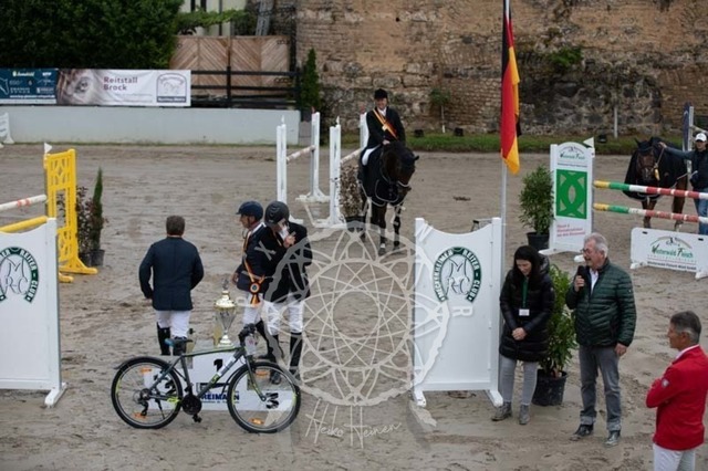 2B4A3353 | pixelfaenger - Realisiert mit Pictrs.com