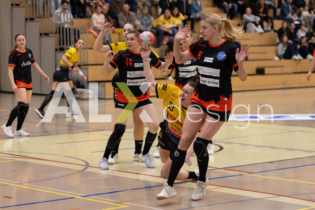 Handball I Frauen I Saison 2025-2026 I Handball Swiss Premium League 1 | Women I Round 5 I  Yellow Winterthur - GC Amicitia Zürich I 15.03.2026 | 33 Aleksandra Abramowicz (PL) (Yellow Winterthur) – Kreis - Realisiert mit Pictrs.com