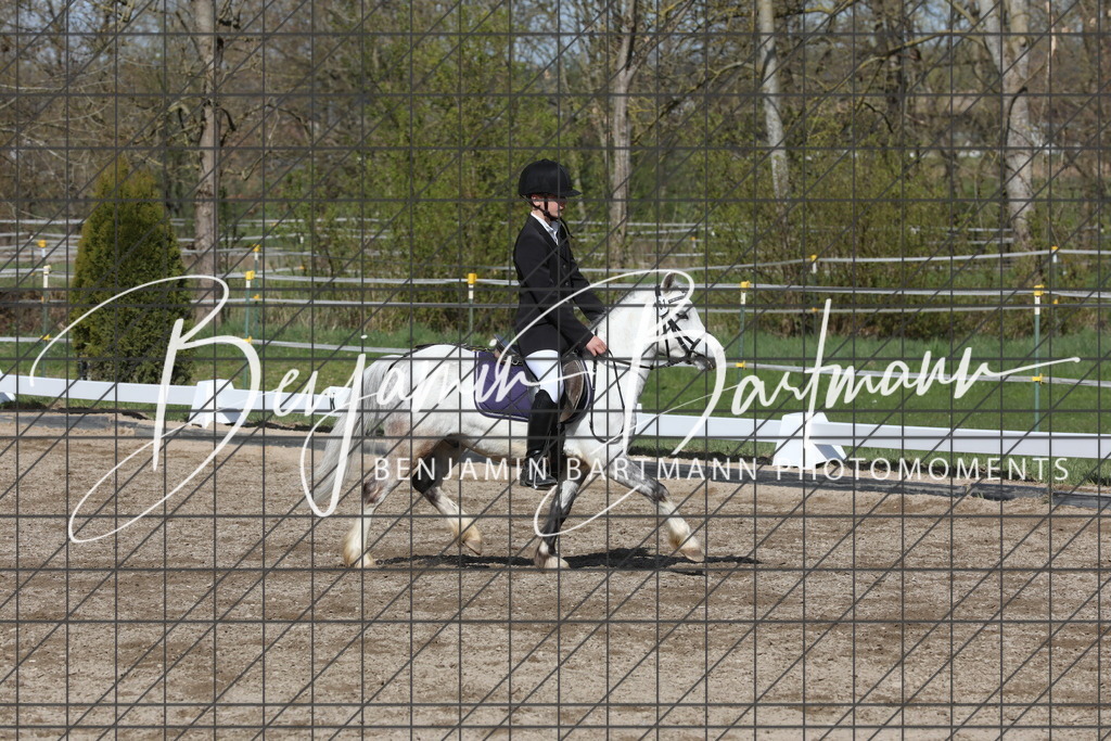 AZ2A3108 | Benjamin Bartmann Photomoments