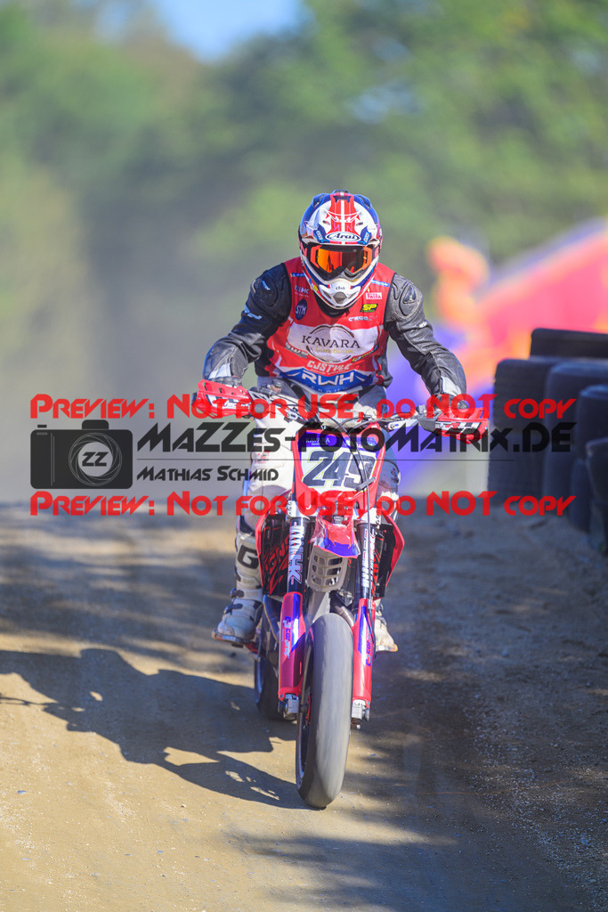 MaZZes_Fotomatrix_20241005_6007705_7784 | SUPERMOTO