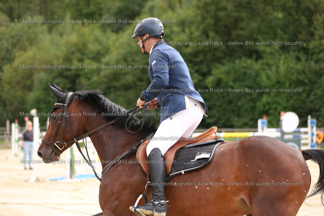 HG9A0776 | laurarinckfotografie - Realisiert mit Pictrs.com