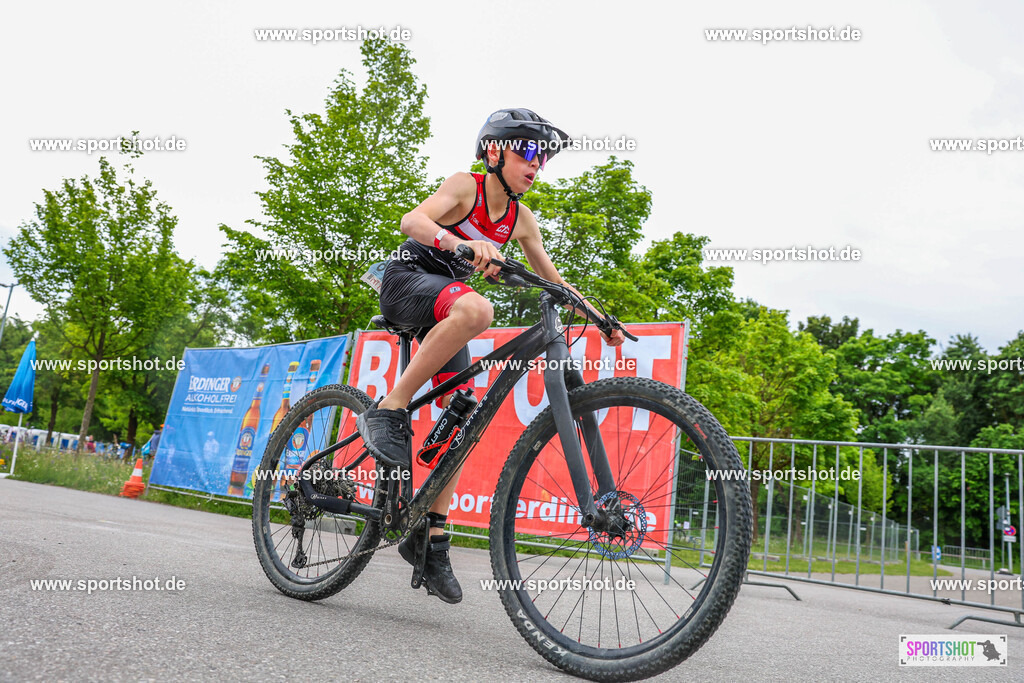 995A0752 | Stadttriathlon Erding 2025. #yourpictrs #sportshot_your_pictrs @Sportshotphotography #stadttriathlonerding Copyright: www.sportshot.de