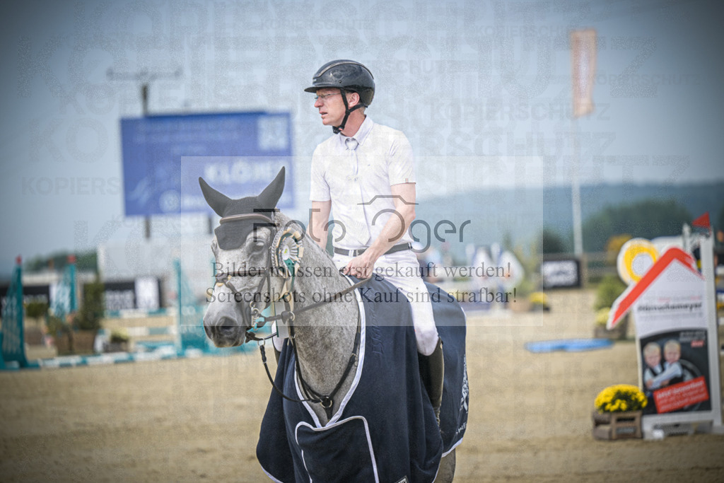 DOS_0009 | Entdecke hochwertige Reitturnierfotos von Foto Oger. Professionell, emotional und authentisch – jetzt Lieblingsmomente im Shop bestellen.Deutschlandweite Turnierfotografie. - Realisiert mit Pictrs.com