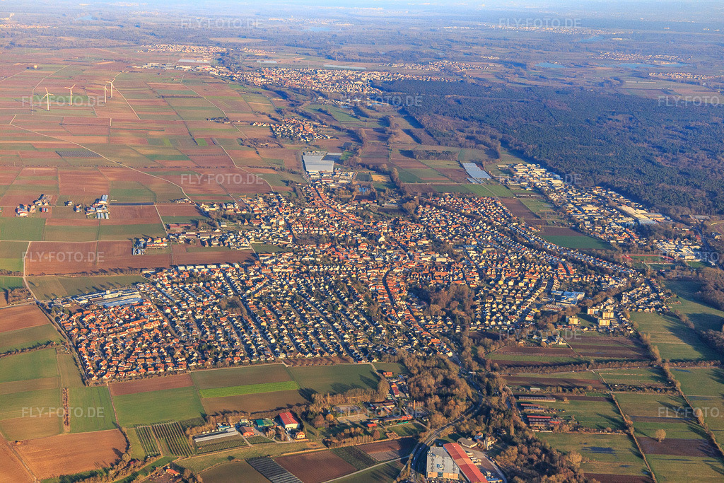 Luftbild: Ortsansicht aus Westen in Herxheim bei Landau im Bundesland Rheinland-Pfalz in Deutschland. Foto: IMG_120073.jpg vom 07.02.2020 durch Werner Riehm/FLY-FOTO.de