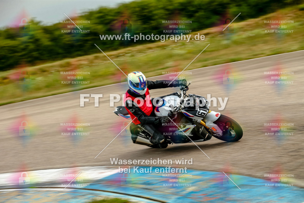 Chambley Juli-1443 | Hier findet Ihr Bilder von Touristenfahrten auf der Nürburgring Nordschleife oder von anderen Veranstaltungen die ich besucht habe. Viel Spass beim Durch Schauen 