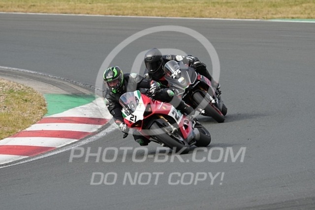 2024_05_17_PBK_23861 | Sportfotografie; SlowMotion; Video; Rennstrecke; Hafeneger; Speer; Racing; RSE; BMW; CBO; Trackday; Motorsportarena; Hockenheimring; Brno; Most; Barcelona; Valencia