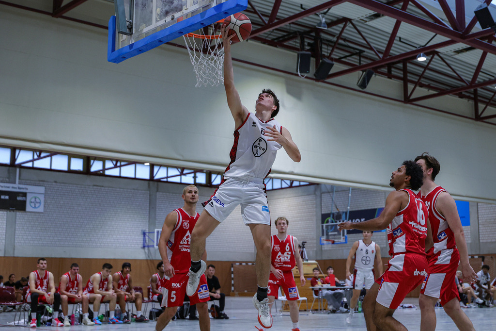 Regio Test BAYER GIANTS vs BSV Münsterland Baskets Wulfen-85 | Fotos von Basketballspielen aus dem Raum NRW fotografiert von Gero Mueller-Laschet und Daniel Schaefer - Realisiert mit Pictrs.com