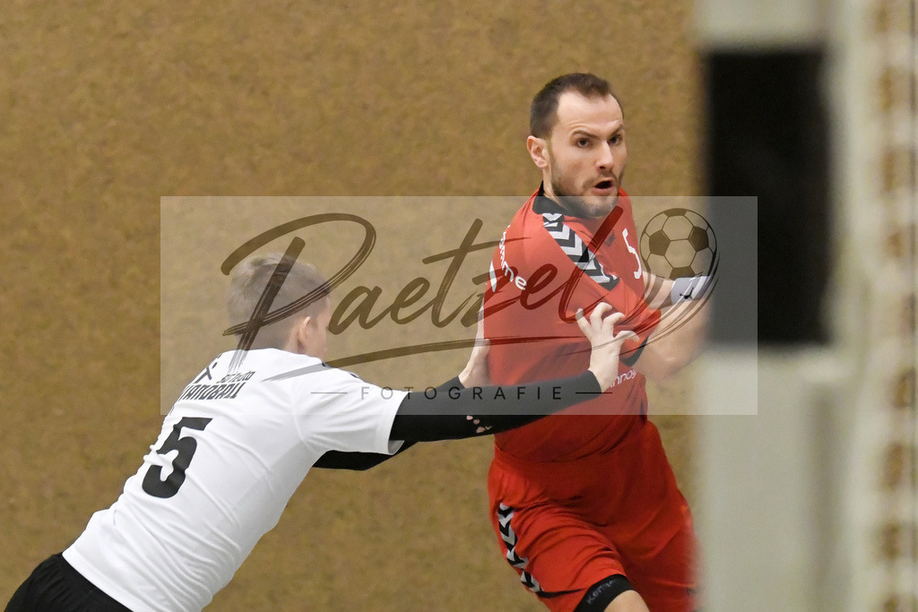 20200125_TEURWD_0006 | Handball, Herren:   beim Spiel der Landesklasse Süd zwischen SG Teuto Handball vs. RW Damme am 25.01.2020 in der Sporthalle-Gellenbeck in Hagen a.T.W., Deutschland.(Foto von Nico Paetzel) - Realisiert mit Pictrs.com