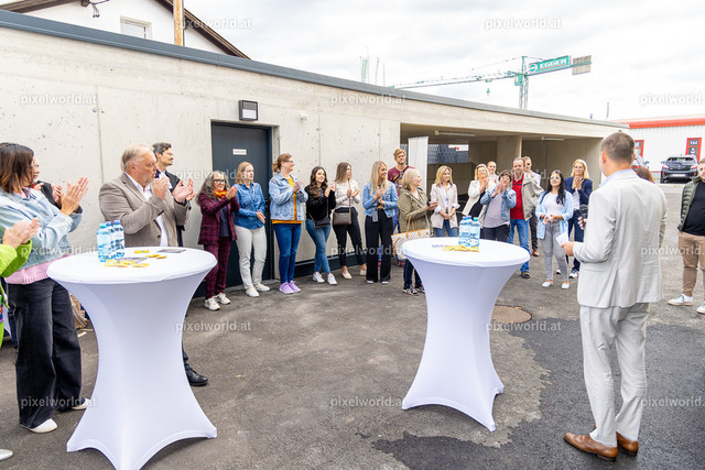 Schlüsselübergabe der Wohnanlage Almweg | Bildershop von pixelworld.at - Realisiert mit Pictrs.com