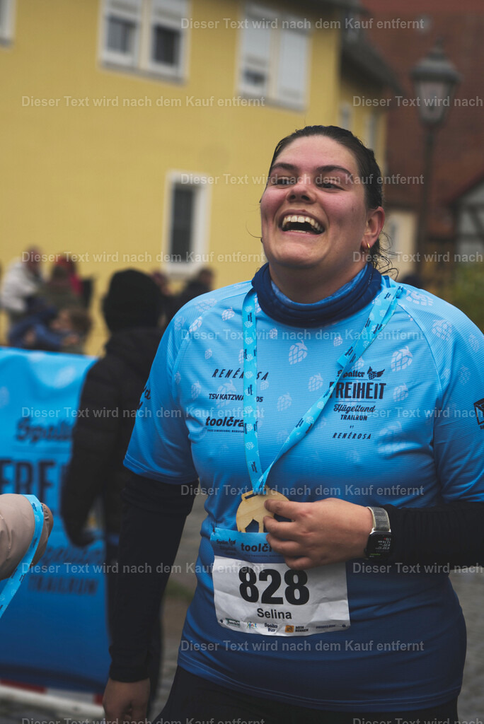 cineathletes-huegelland-2025-11-09-13-08-05 | Sportfotografie rund um Obstacle Course Racing und Trail Run - Realisiert mit Pictrs.com