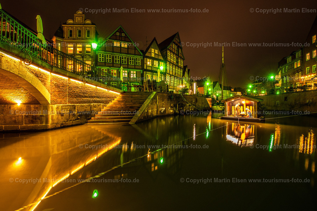 Stade Fischmarkt Krippe im Hafen_ELS_0530011220 | Fotos aus den Touristenorten aus Norddeutschland. - Realisiert mit Pictrs.com