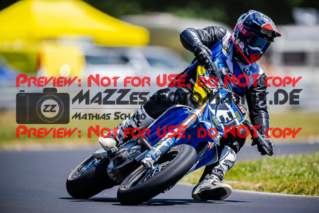 MaZZes_FotoMatrix_220703_2221 | UE40