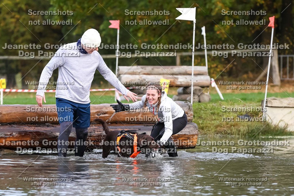 Dog Paparazzi - Strongdog 10-25-6804 | Dog Paparazzi Jeanette Grottendiek Fotografie & Videografie - Realisiert mit Pictrs.com