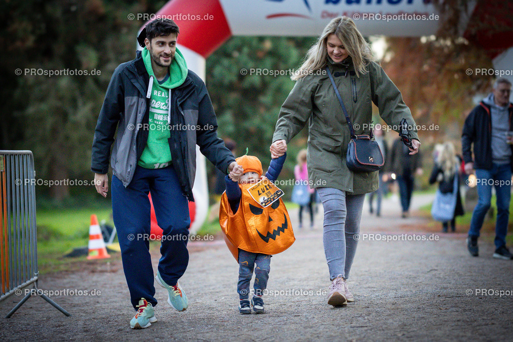 Halloween Run 2022 in Koeln, 31.10.2022 | Impressionen vom Halloween Run 2022 am 31.10.2022 in Koeln (Forstbotanischer Garten Rodenkirchen). Foto: BEAUTIFUL SPORTS/Axel Kohring
