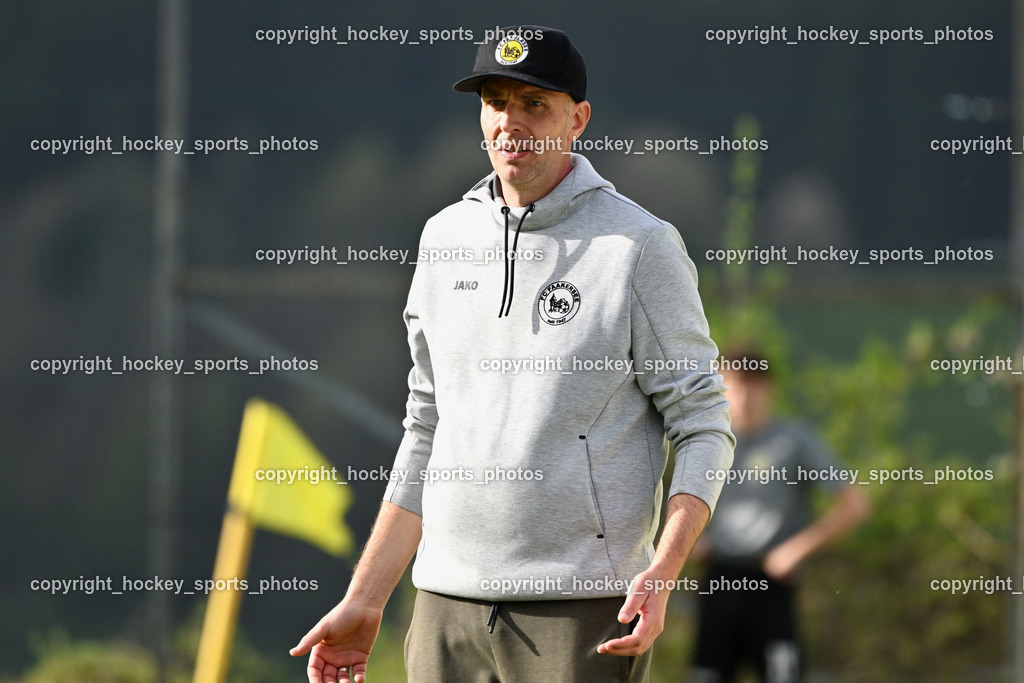 FC Faakersee vs. FC Dölsach | Headcoach FC Faakersee Robert Samonig, FC Faakersee vs. FC Dölsach, FC Faakersee vs. FC Dölsach am 20.04.2025 in Finkenstein (Sportplatz Finkenstein), Austria, (Photo by Bernd Stefan)