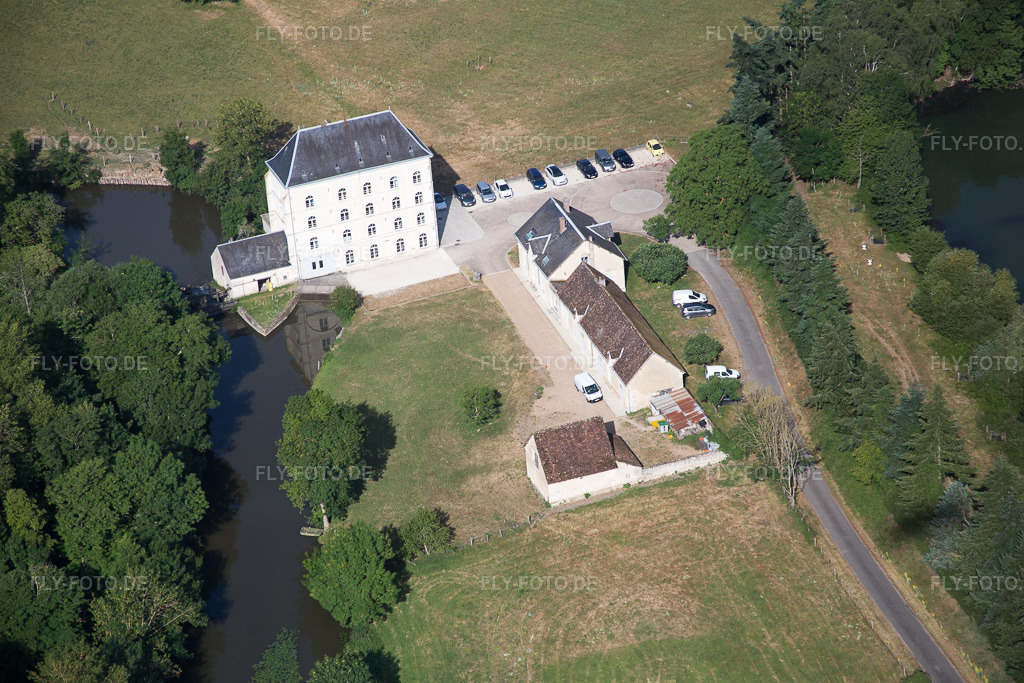 Luftbild: Vendôme in Naveil im Bundesland Loir-et-Cher in Frankreich. Foto: IMG_081097.jpg vom 19.06.2015 durch Werner Riehm/FLY-FOTO.de