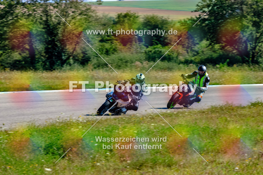 039-4083 | Hier findet Ihr Bilder von Touristenfahrten auf der Nürburgring Nordschleife oder von anderen Veranstaltungen die ich besucht habe. Viel Spass beim Durch Schauen 