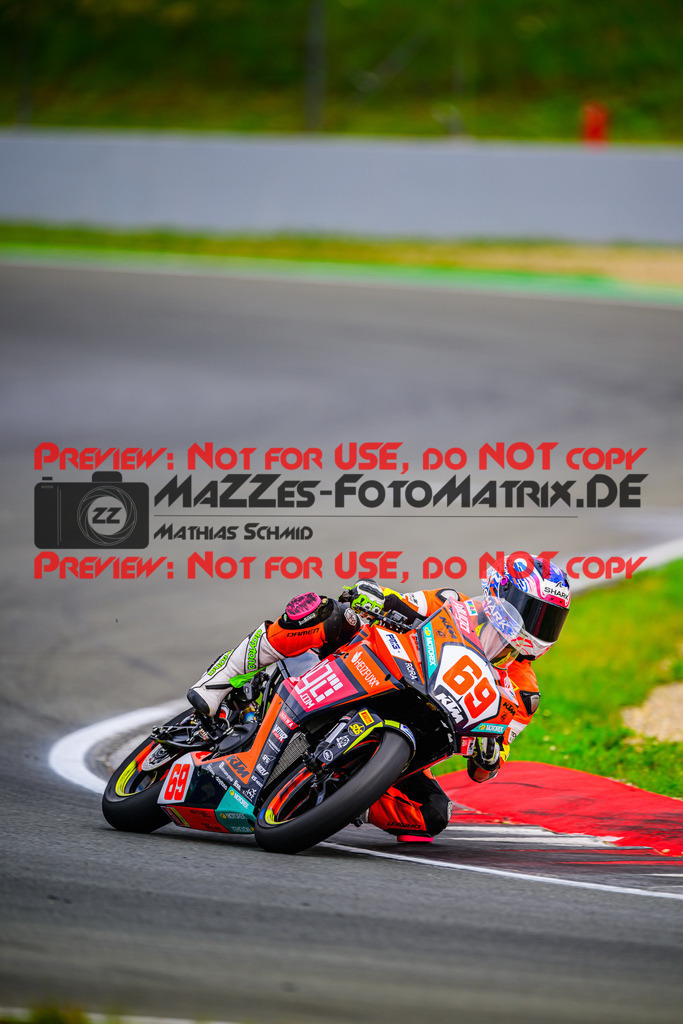 MaZZes_FotoMatrix_240531_6007705_8742 | SSP300