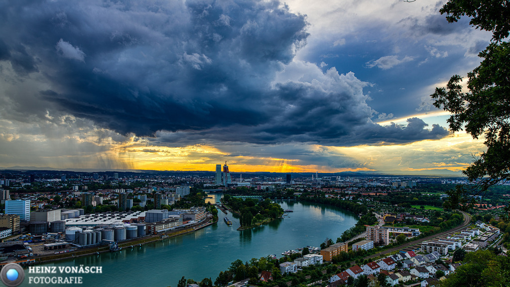 Landschaften_0050 | Alle Bilder von Heinz Vonäsch Fotografie können alle zu günstigen Preisen gekauft werden! Download der Bilder, Ausdrucke, Postkarten, Tassen T-Shirts, Kalender, Alu- Dibond usw. - Realisiert mit Pictrs.com