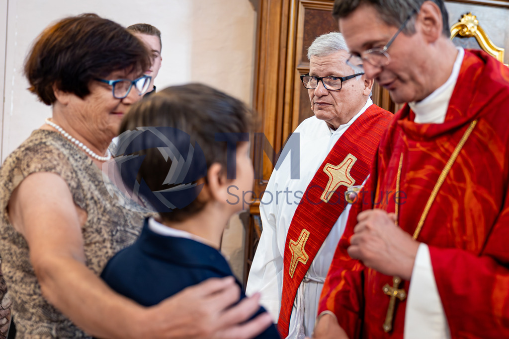 _06_8519-Verbessert-RR | Firmung Dom Klagenfurt 8.6.24