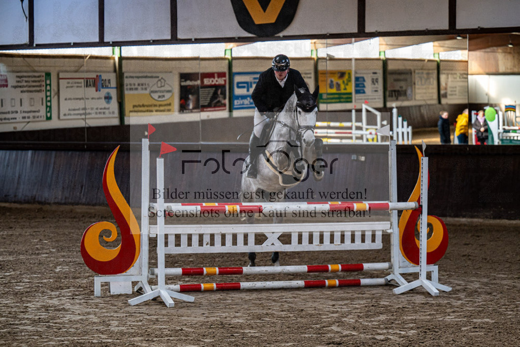 20240308-DOS_3432 | Entdecke hochwertige Reitturnierfotos von Foto Oger. Professionell, emotional und authentisch – jetzt Lieblingsmomente im Shop bestellen.Deutschlandweite Turnierfotografie. - Realisiert mit Pictrs.com