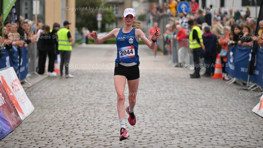 10 km Bäcker-Andresen-Lauf | Z9D_4770, 14.06.24, Holstenköstenlauf 2024, 10 km Bäcker-Andresen-Lauf, Platz 1 weiblich WELLBROCK Nele - LAC Kronshagen - 10 km-Lauf - Realisiert mit Pictrs.com