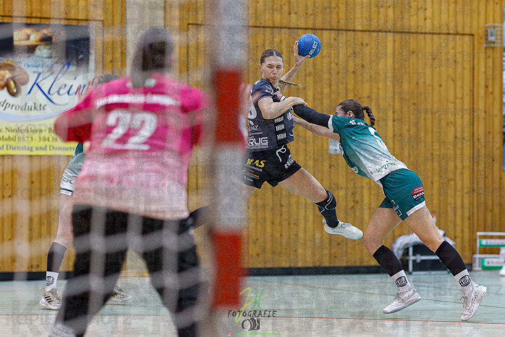 Frauen Regionalliga (HHV); HSG Kleenheim/Langgöns - HSG Baunatal | Frauen Regionalliga (HHV); HSG Kleenheim/Langgöns - HSG Baunatal am 23.11.2025 in Oberkleen (Weidig-Halle)Photo © 2025 - Jörg Heinrich - Realisiert mit Pictrs.com