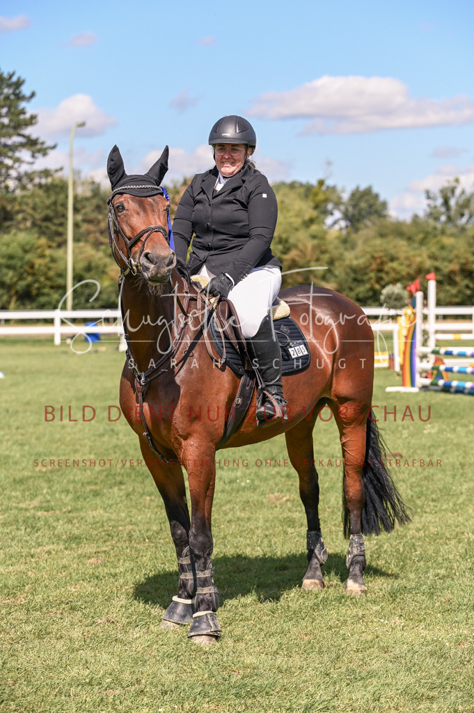 Schugtsche-Düren.2024-05.Springprf.E-67 | Schugtsche Fotografie - Realisiert mit Pictrs.com