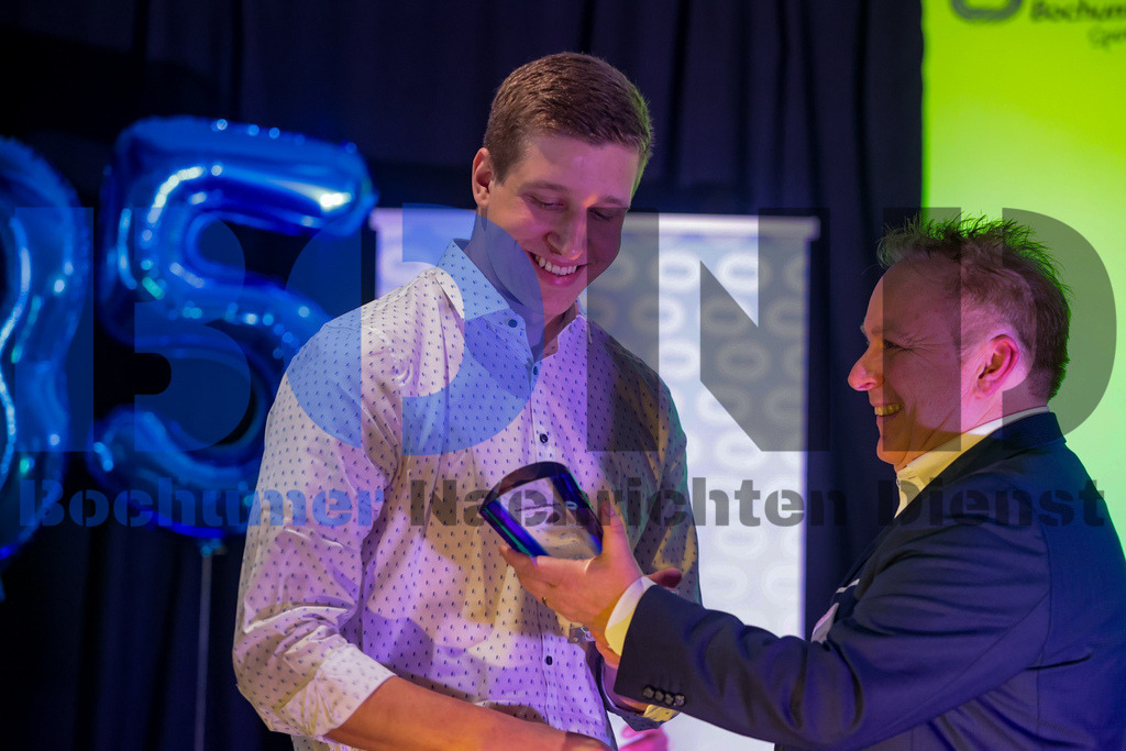 SEB_BOCSPO120240313-28 | bond - Realisiert mit Pictrs.com