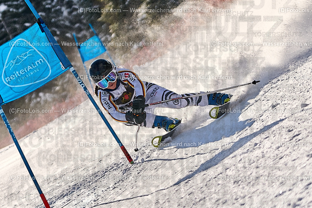 _ALP3965_MASTERS-CUP_Reiteralm_AC-GS_RADER Michaela | FIS WORLD CUPMASTERS ALPINE SKIING, 28. MÄRZ 2026 - REITERALM | STMK | AUT.   Veranstaltet vom Masters-Referat des Deutschen Skiverbandes (DSV). Durchführende Organisation: WSV Pichl-Reiteralm, unterstütutzt von den Bergbahnen REITERALM bei Schladming und SKI AUSTRIA.                            Disziplin:  GiantSlalom.                                                 Kategorien:  A (Herrn 30-59 Jahre), B (Herrn ab 60 Jahre), C (Damen 30-59 Jahre), D (Damen ab 60 Jahre).                Rennstrecken:   Muldenliftpiste-I &amp; -II auf der Reiteralm.