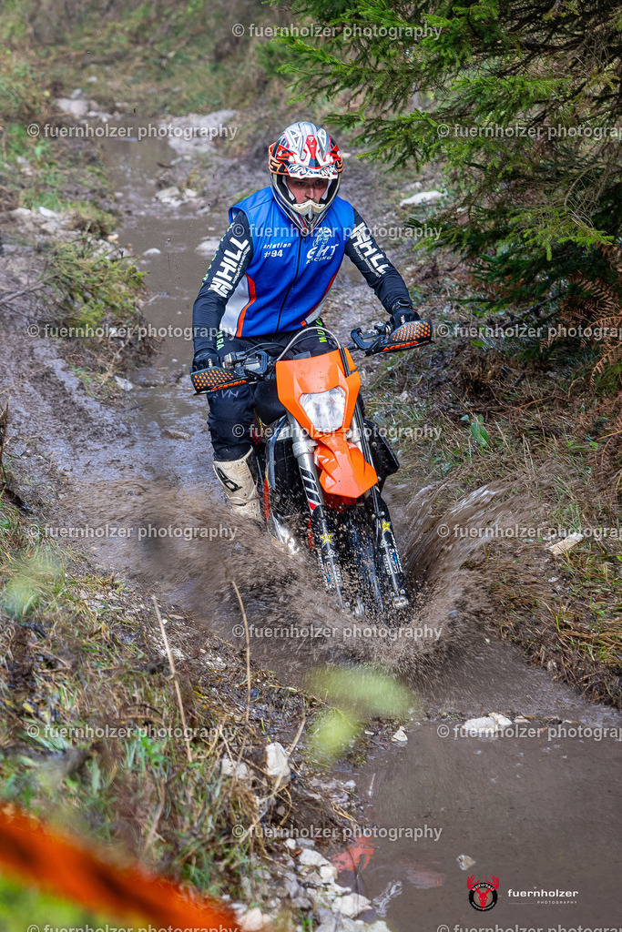 fuernholzer_241026-C1-41-2 | Fotografische Impressionen von der Red Stag Enduro Extreme by fuernholzer-photography.com. Endurosport in Österreich fotografisch festgehalten von fuernholzer. Auftragsfotografie für Private, Gewerbefotos und Industriefotografie. Eventfotografie, Sportfotografie und Motorsportfotografie. Anbieter von Fotoworkshops, Fototraining, fotografischen Vorträgen und Fotoseminaren.