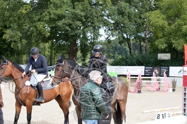 2B4A1213 | pixelfaenger - Realisiert mit Pictrs.com