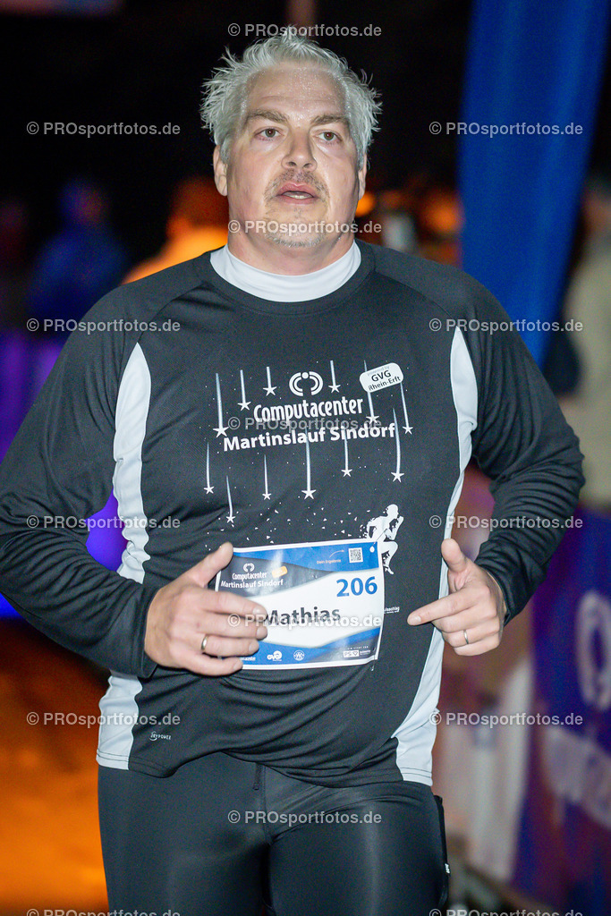 Computacenter Martinslauf Sindorf 2022 in Kerpen-Sindorf, 10.11.2022 | Impressionen vom Computacenter Martinslauf Sindorf 2022 am 10.11.2022 in Kerpen-Sindorf (Nordrhein-Westfalen).