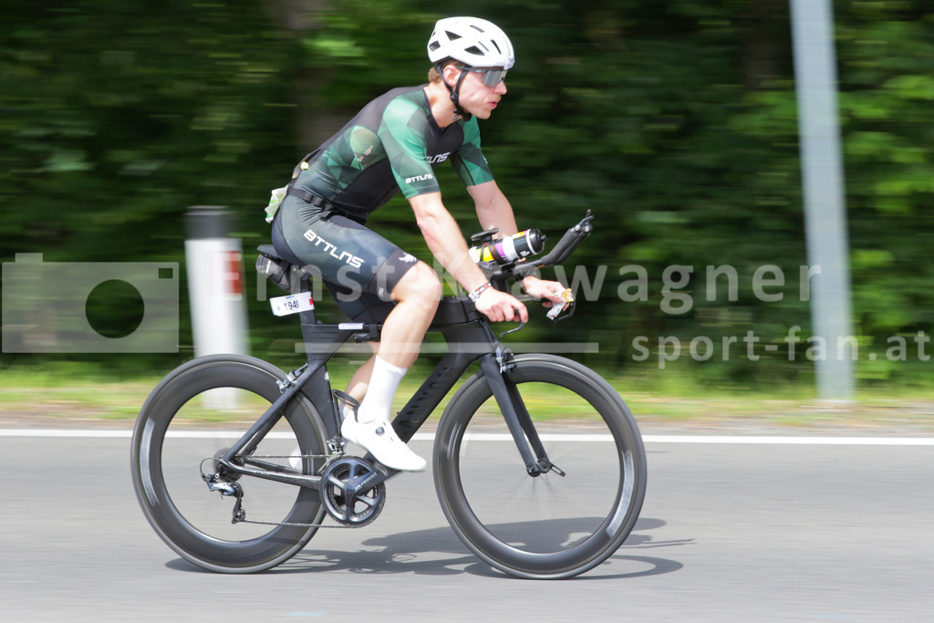 Klagenfurt 2026 | Bas Moonen (NED) Ironman, Klagenfurt 2026,  Lambichl, Klagenfurt , Austria. Photo: Ernst Krawagner - Realisiert mit Pictrs.com