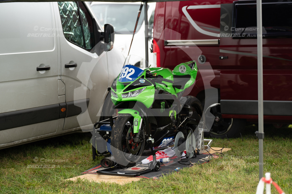 0152 - Bergrennen Landshaag2026 | BREITBILD Austria Webshop

Finde Fotos von: Breitbild, Breitbild Austria, Landshaag, Europeanbikers, KTM, BMW, Bergrennen, Bikeporn, Carporn, Bikes, Cars, Fotografie, Oberösterreich, Österreich, Berufsfotograf, Motorradteile Ganster, Julbach, Pannoniari - Realisiert mit Pictrs.com
