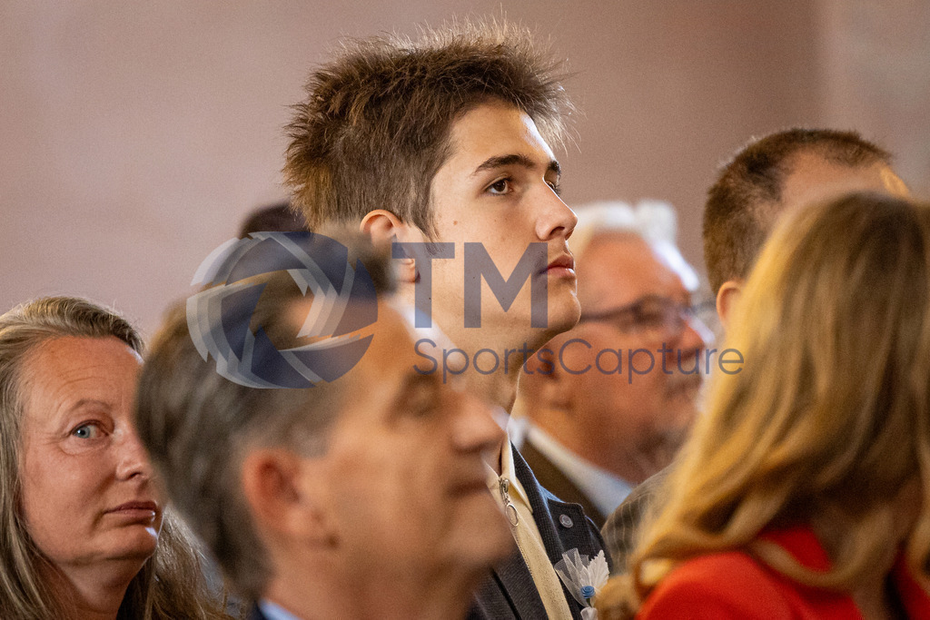 Trainproduction-20240519-1 | Firmung Klagenfurt-Dom 19.05.2024 10:30 Uhr