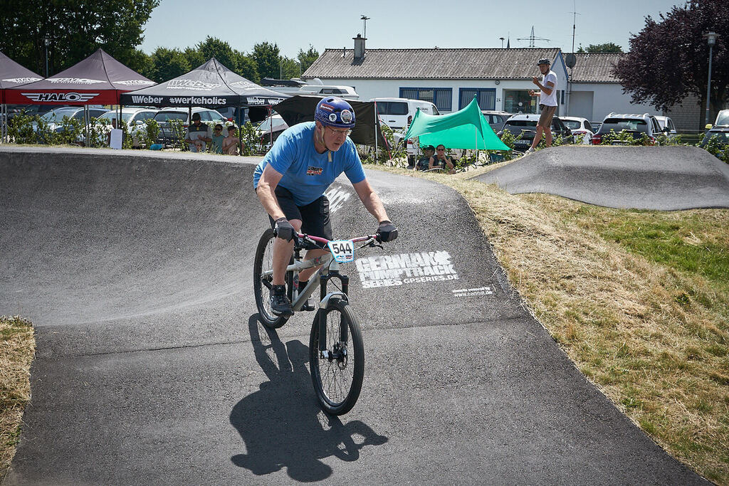 202506251-05 PM25 13@sebastiankopp | German Pumptrack Series - Realisiert mit Pictrs.com